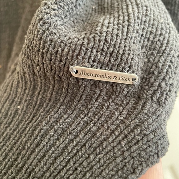 Abercrombie & Fitch Women's Dark Blue Sweater - Picture 3 of 4